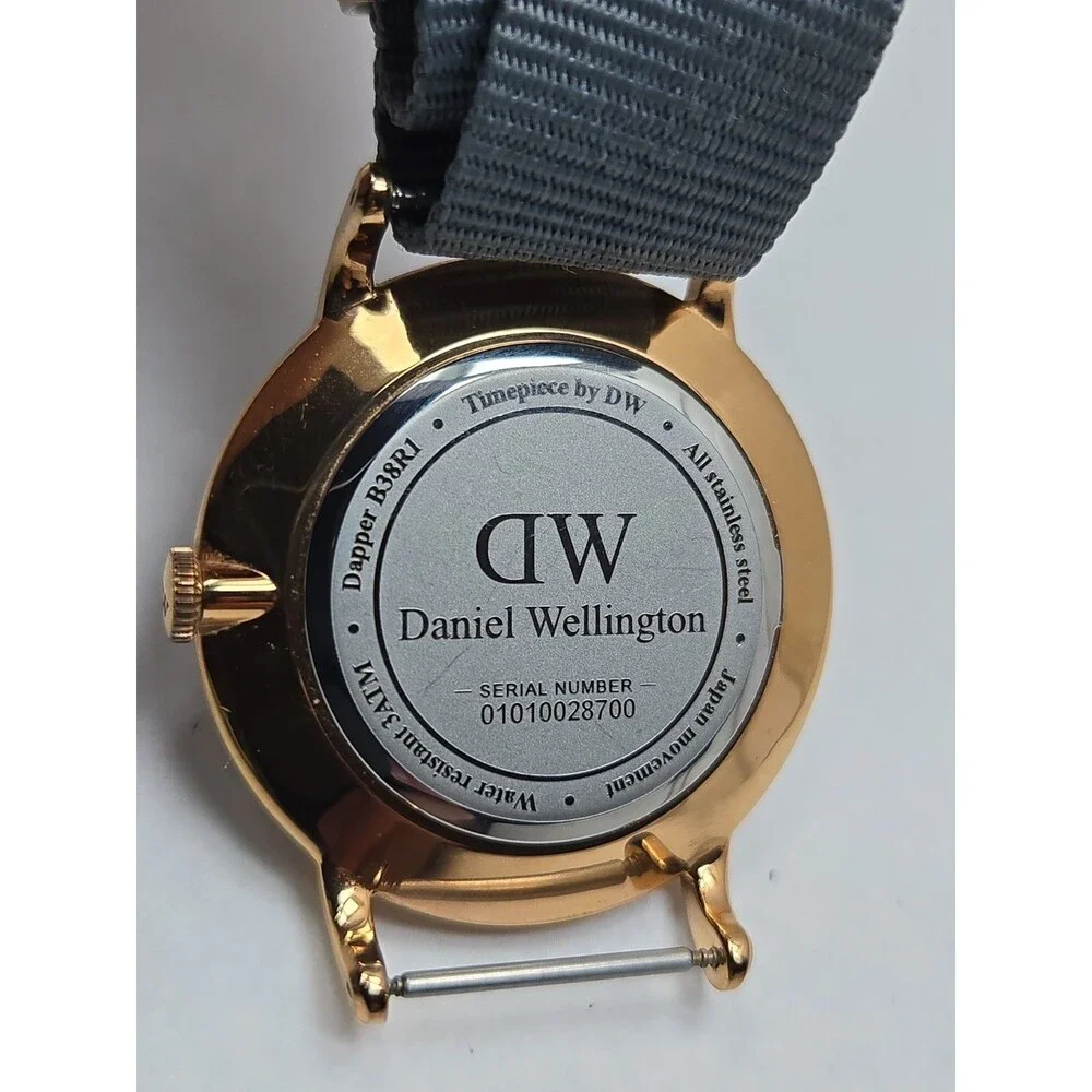 Daniel Wellington Dapper B38R1 Rose Gold 38mm White Roman Date Watch New Battery